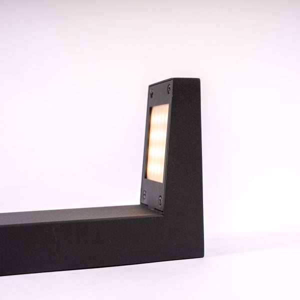 Baliza LED rectangular de exterior 24V regulable